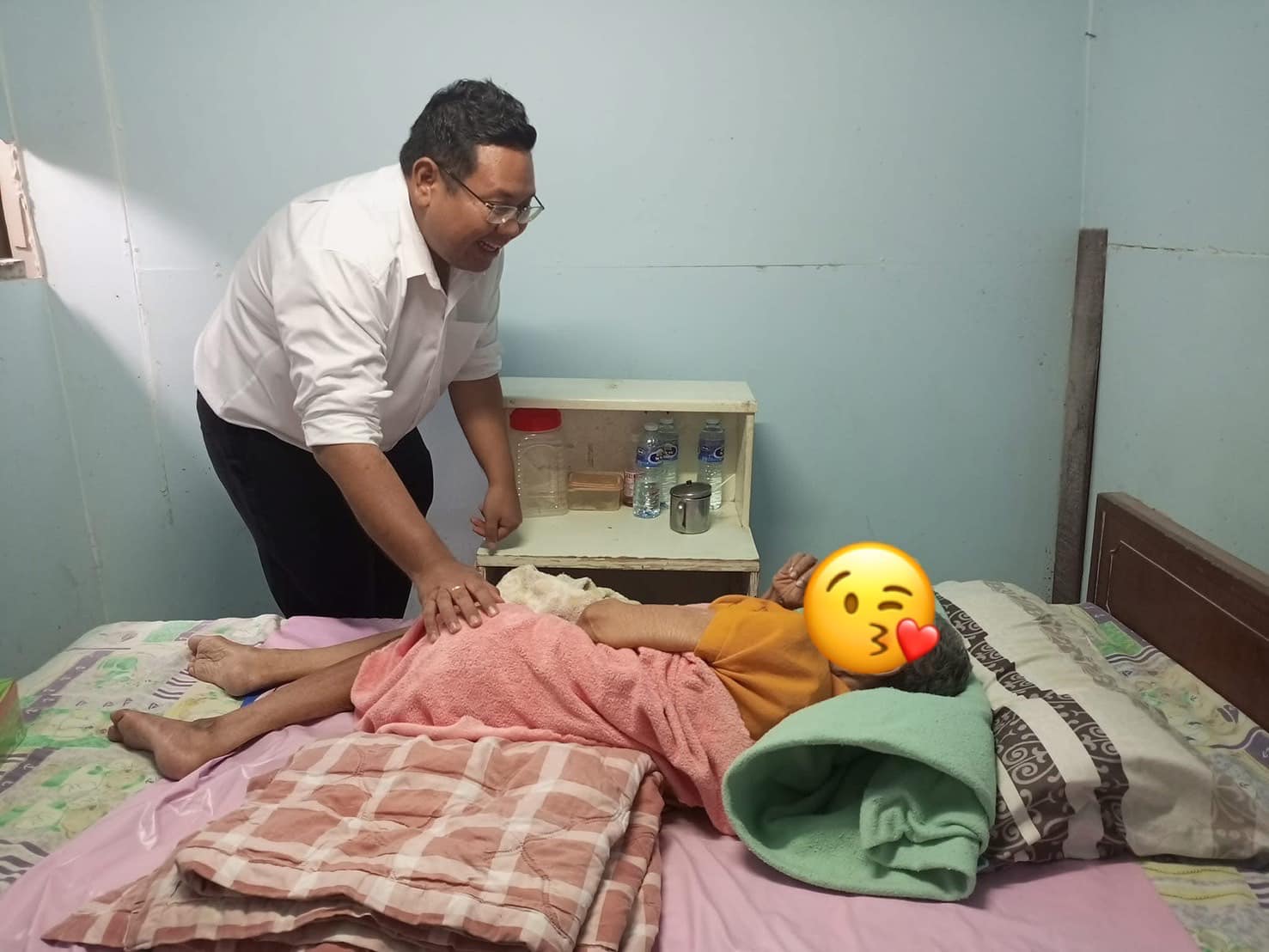 โครงการดูแลช่วยเหลือผู้ป่วยติดเตียง ในชุมชนวัดทองบางระมาด
